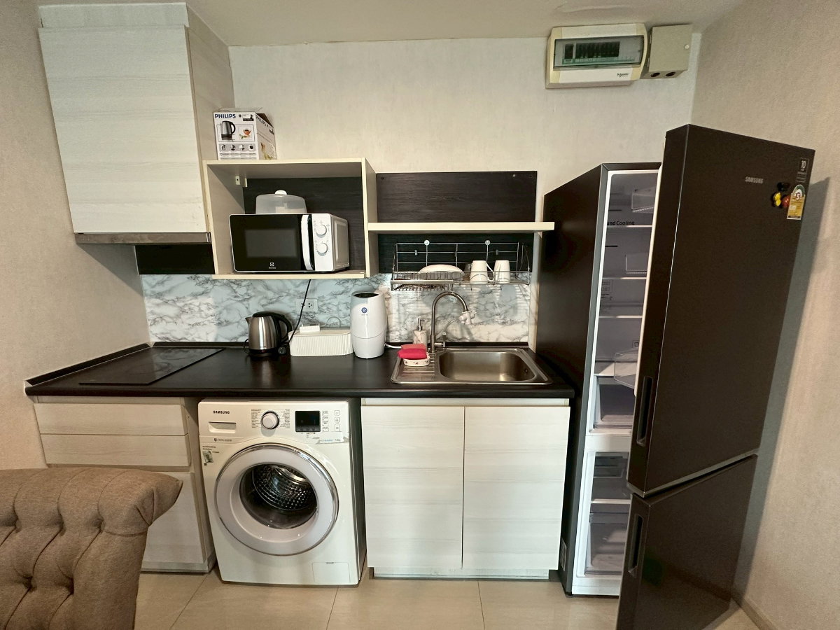 รูป T1531 คอนโดให้เช่า Life Ratchadapisek (ไลฟ์ รัชดาภิเษก) ห้องสวย เฟอร์ครบ ราคาพิเศษ  - รูปที่ 4/18