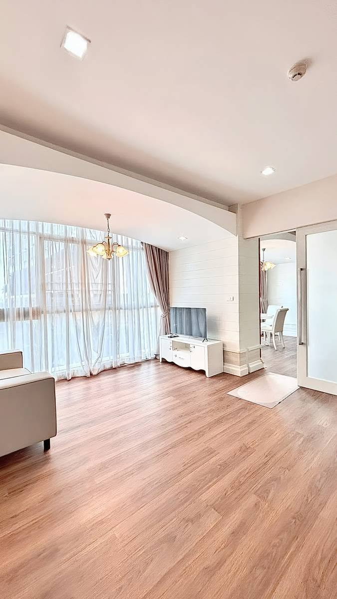 Condo for RENT : The Coast Bangna   𝐒𝐢𝐳𝐞 :  90 sqm. 2 Bedroom /2 Bathroom/Rare Combined room/Pool view  High floor  Building : B  2 Parking Spaces