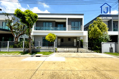 ขายบ้านเดี่ยว : ขายบ้านเดี่ยว 2 ชั้น หมู่บ้านCENTRO รามอินทรา - จตุโชติ 2 ใกล้ทางด่วนกาญจนาภิเษก และทางด่วนจตุโชติ