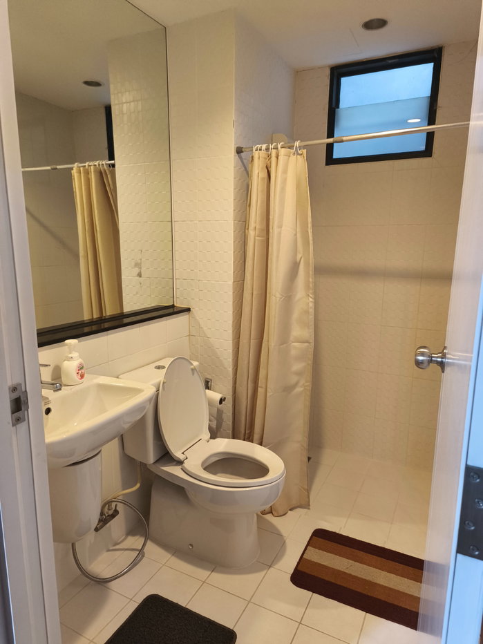 รูป ใกล้รถไฟฟ้า และรถประจำทาง ใกล้ห้าง ทรี อินเตอร์เชนจ์ - รูปที่ 11/12