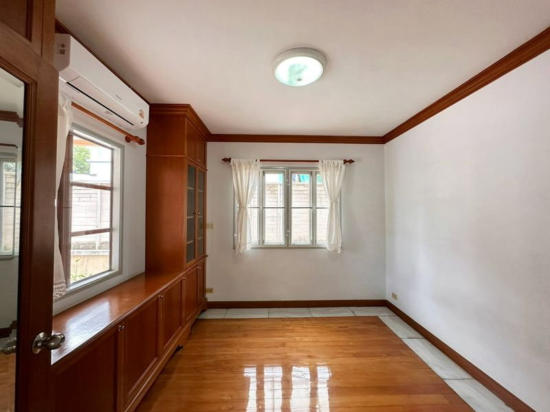 รูป ✨✨(ขาย) บ้านเดี่ยว🛏️พร้อมห้องนอนชั้น 1 🚗 จอดรถได้ 6 คัน - รูปที่ 9/19