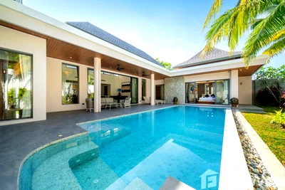 Houses for sale : Brand New 4 bedroom villa in Bangtao 1379240