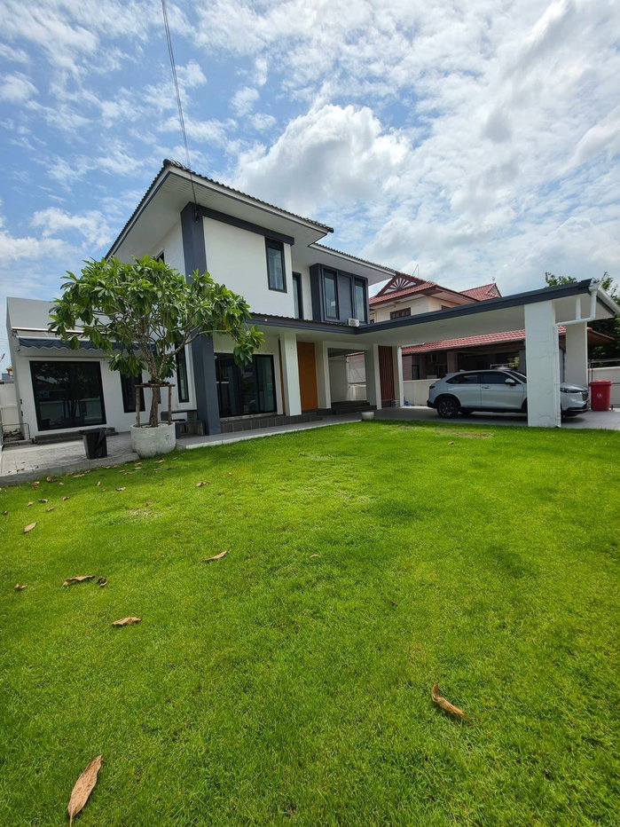 รูป 🏡 ให้เช่า บ้านเดี่ยว หมู่บ้านซื่อตรง รังสิต คลอง 3 3 ห้องนอน 2 ห้องน้ำ บ้านกว้าง บรรยากาศเงียบสงบ เดินทางสะดวก บ้านสภาพดี  - รูปที่ 2/15