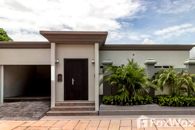 บ้านเดี่ยว หนองปรือ ชลบุรี : ขาย วิลล่า 4 ห้องนอน ในโครงการ สยาม รอยัล วิว 6611391