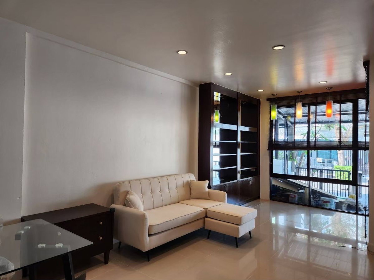 รูป ST13695 - Townhome Areeya Mandarina Sukhumvit 77 : BTS Onnut - รูปที่ 3/13