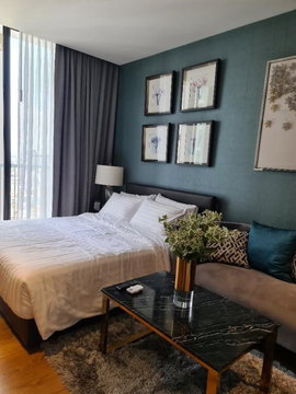 🌆✨ Beautiful, fully furnished room for rent at Park 24, Sukhumvit, in the heart of the city ✨🌆