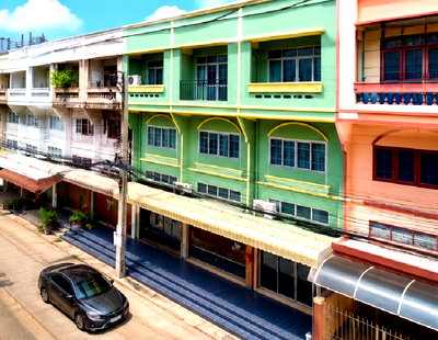 เช่าอาคารพาณิชย์ ถนนนวมินทร์ : โลตัส สุขาภิบาล1  โฮมออฟฟิศ 3.5 ชั้น ตลาดปัฐวิกรณ์ 1.2 กม. ถ.นวมินทร์46-54  3นอน 3น้ำ  แม็กซ์แวลู นวมินทร์ 63 799 ม.