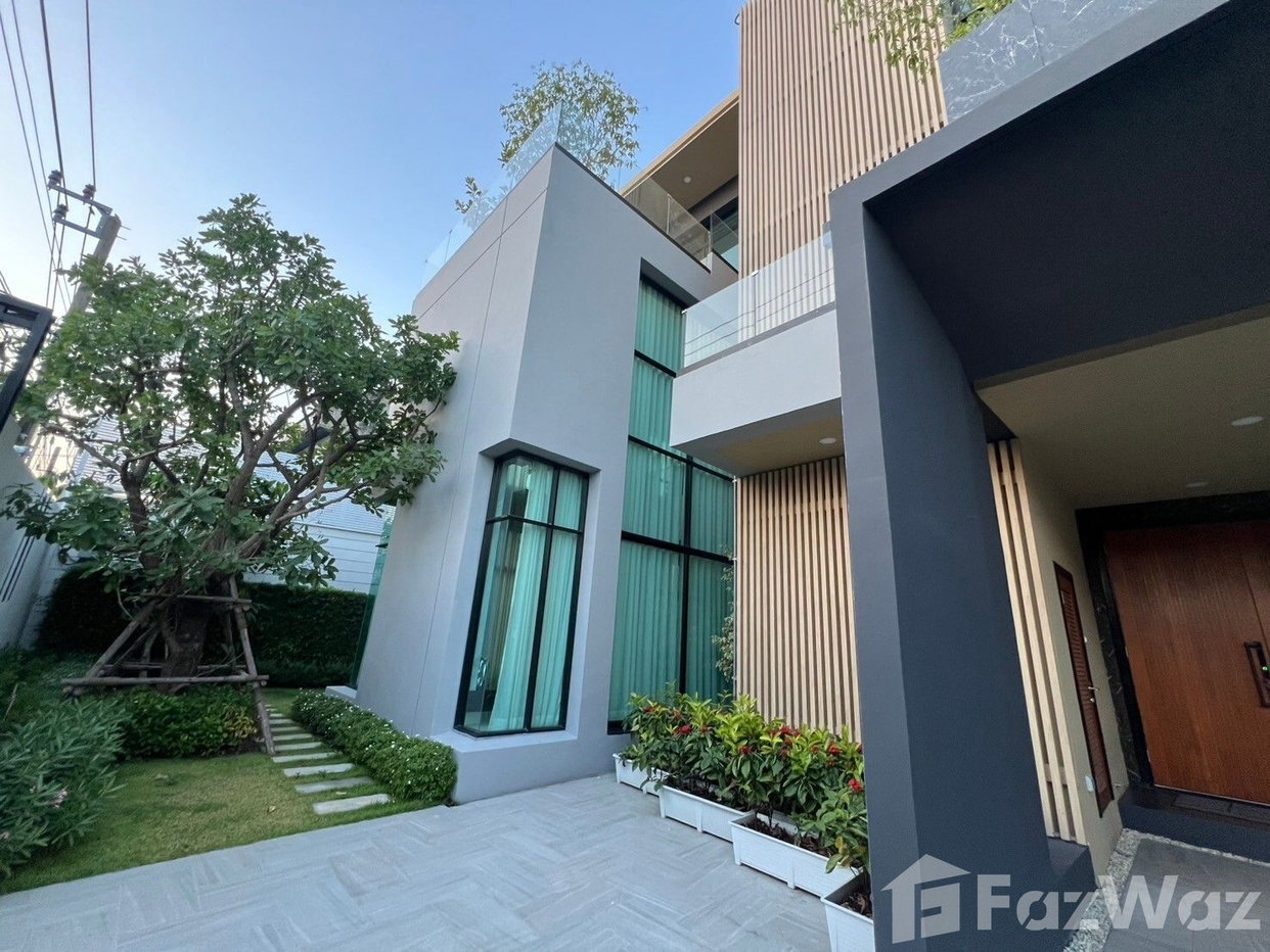 picture For Rent: 3-Story Detached House 2044281 - 16/40