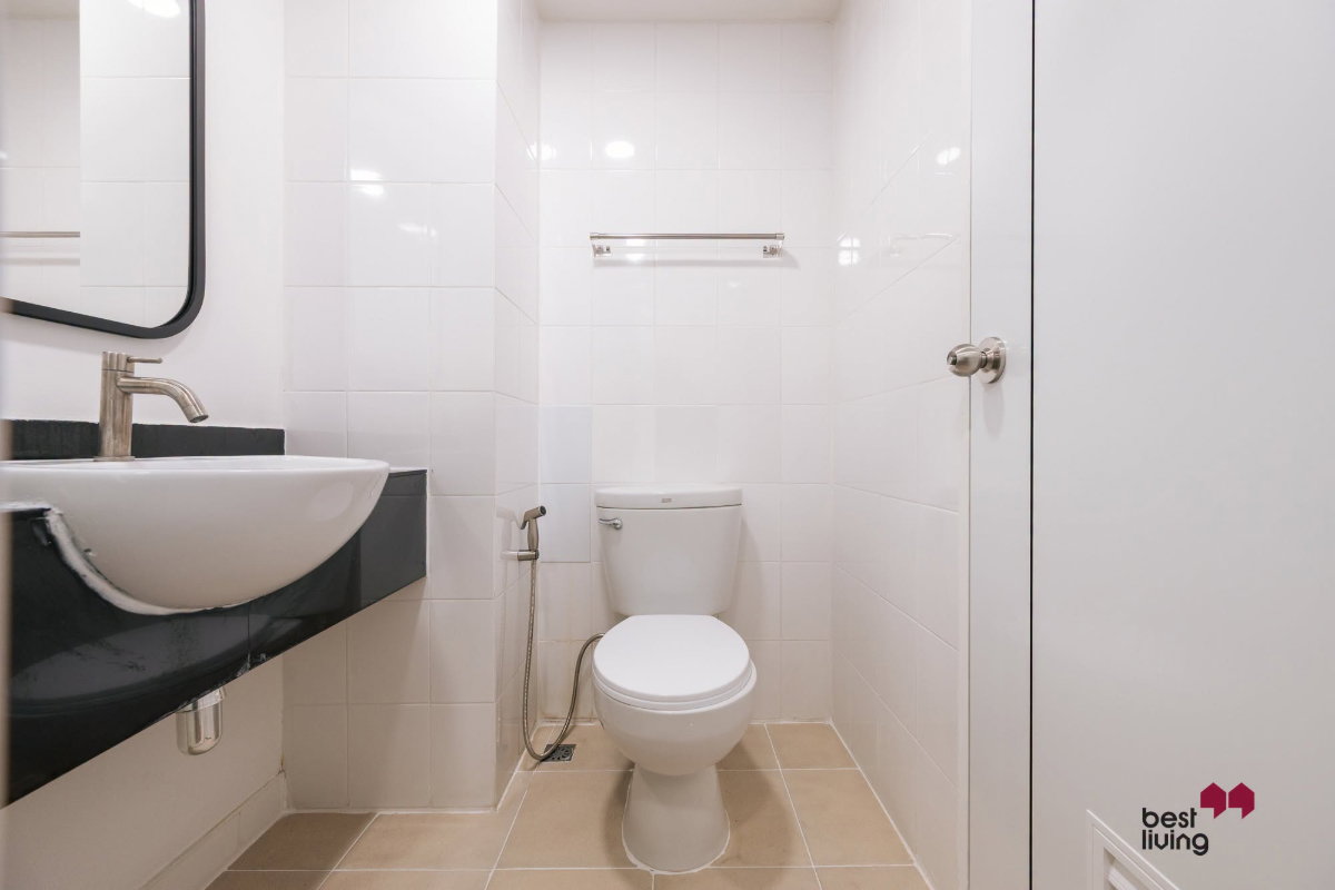 picture The Tropical Condominium North-Facing Unit Near BTS On Nut - 28/30