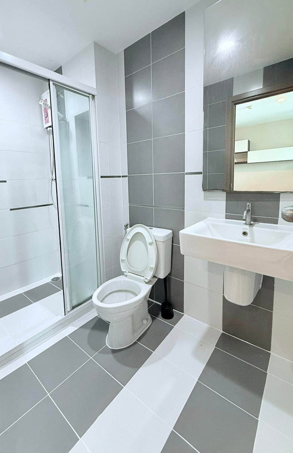 picture @Condorental condo for rent The Base Sukhumvit 77 - 10/11