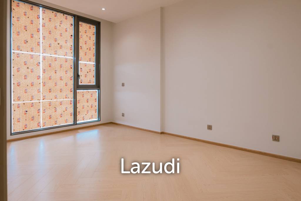 รูป 140 Sqm 3 Bed  ADLER Chan Road - รูปที่ 2/14