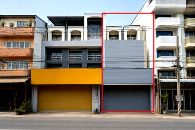 อาคารพาณิชย์ ม.มหาจุฬาลงกรณราชวิทยาลัย เชียงใหม่ : ตึกแถว 4.5 ชั้น ที่ดิน 72.7 ตรว. ติดถนนคูเมืองเชียงใหม่ ประตูช้างเผือก