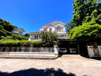 บ้านเดี่ยว เขตหลักสี่ : ขาย บ้านเดี่ยวหรู ลดาวัลย์ ประชาชื่น งามวงศ์วาน 47 หลังใหญ่ 101 ตร.ว. ติดมหาวิทยาลัยธุรกิจบัณฑิต ลดราคาพิเศษ 4 ล้านบาท