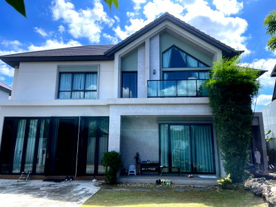 เช่าบ้านเดี่ยว สถานีขนส่งกรุงเทพฯ (สายใต้ใหม่) : 🏡 ให้เช่าบ้านเดี่ยว Luxury 2 ชั้น – Bangkok Boulevard Rama 5 ✨ บ้าน Type ใหญ่สุดในโครงการ หลังมุม พื้นที่กว้างมาก ตกแต่งสวยทุกมุม 