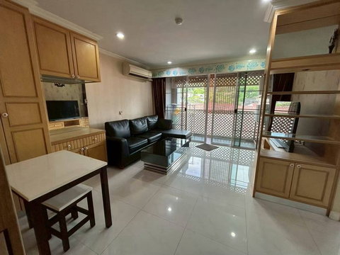 Condo for sale, Ladda Place Sriracha, near Robinson Department Store, convenient transportation.