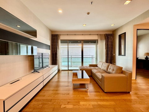 The Madison | Superb 2 Bedroom Condo Near BTS Phrom Phong - BR18394CD