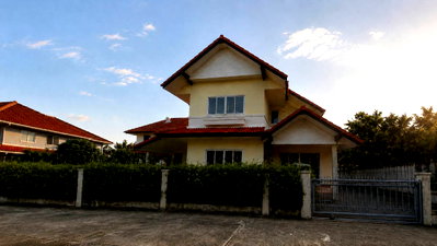 Houses for sale Hang Dong Post Office : Well-located Detached House, Great Value! Tantara Hang Dong Project (Hang Dong, Chiang Mai) T.063-6649056