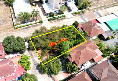 ที่ดิน ดรีมเวิลด์ : ขายที่ดิน หมู่บ้านปรารถนาคันทรีโฮม คลองหก รังสิต-นครนายก
