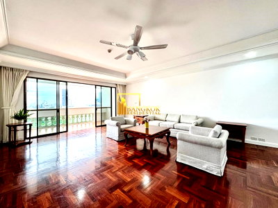 เช่ากิจการ พร้อมพงษ์ : Impressive 3 Bed Apartment in Phrom Phong Area - BR21182AP