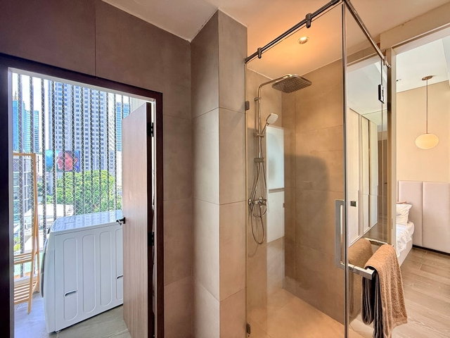 picture Domus | Gorgeous 3 Bedroom Luxury Condo in Asoke Area - BR17493CD - 22/44