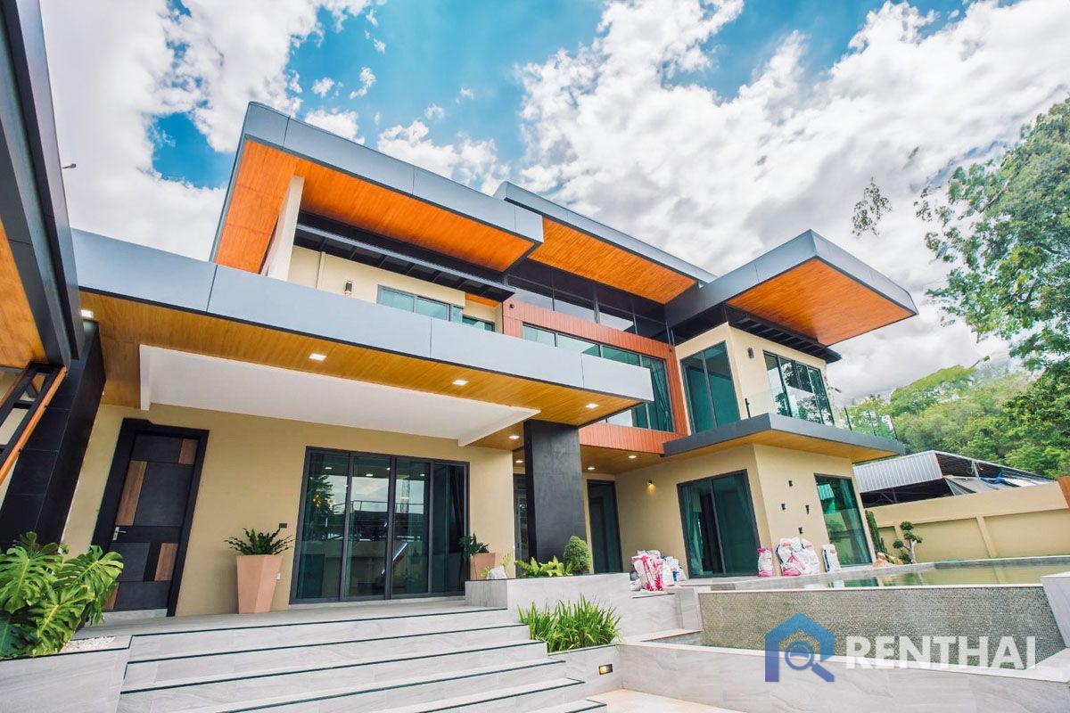รูป บ้านที่ผสานการออกแบบอันหรูหรา พื้นที่ใช้สอยขนาดใหญ่ และความสะดวกสบายในการอยู่อาศัยไ - รูปที่ 21/25