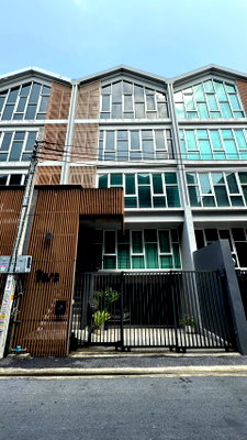 โฮมออฟฟิศ เซ็นทรัล พลาซ่า บางนา : S1559 🏢🔥 ขาย Home Office 4 ชั้นใกล้ BTS ปุณณวิถี 🔥 เพียง 10.5 ล้าน!  🔥