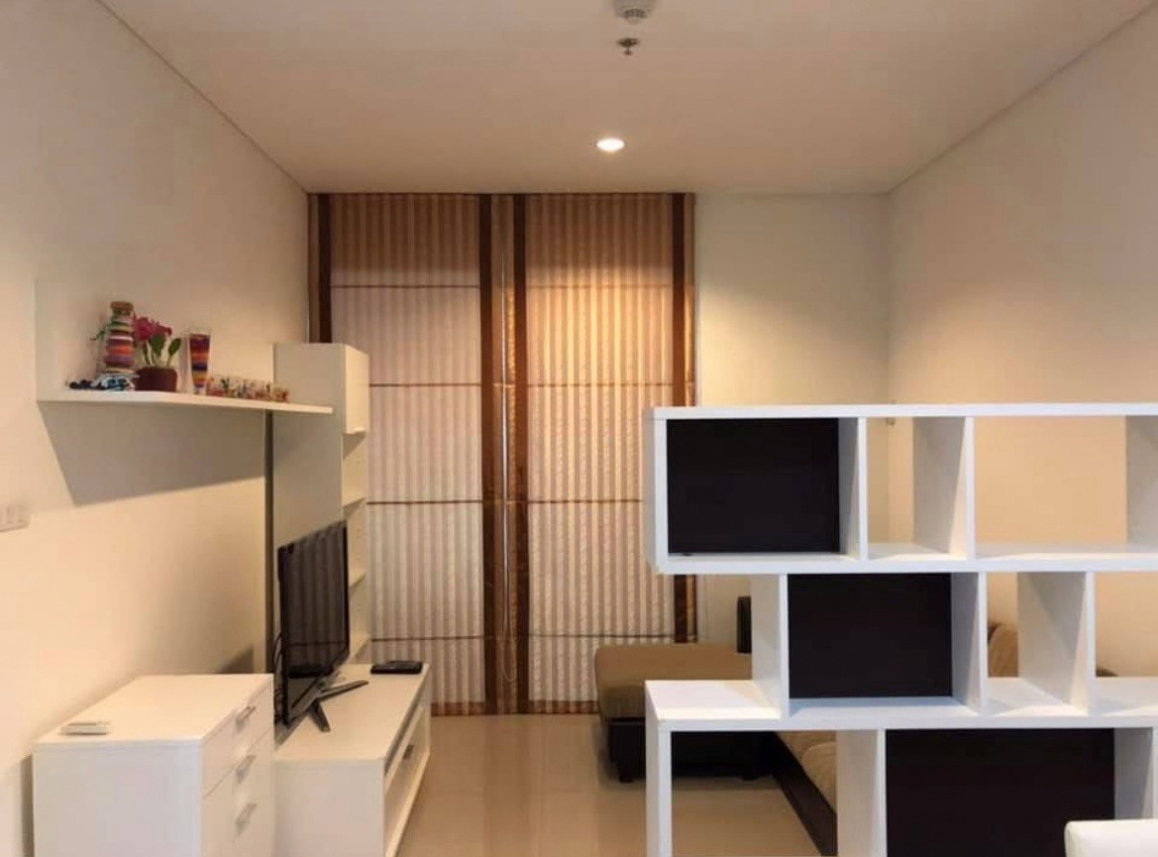 Villa Sathorn (วิลล่า สาทร) (1bed1bath 55sqm)
