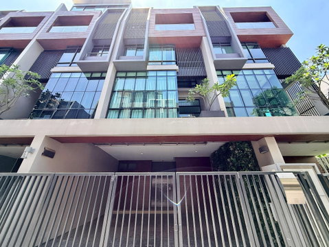 Park Lane Ekkamai 22 | Unfurnished 3 Bed Townhouse For Rent - BR49089TH