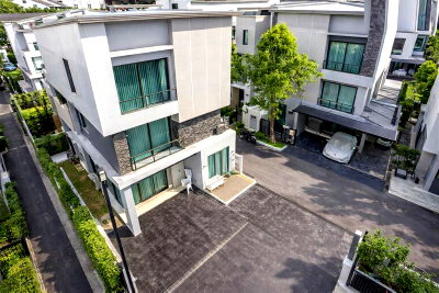 เช่าบ้านเดี่ยว บุญถาวร เกษตรนวมินทร์ : CDC 500ม. ให้เช่าบ้านเดี่ยว 3ชั้น 4นอน เอกมัย-เกษตร สุคนธสวัสดิ์ รามอินทรา 4น้ำ Central EastVille Chic Republic