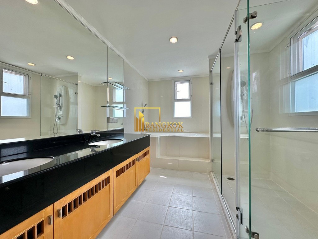 picture Very Spacious 4 Bedroom Apartment With Private Terrace - BR0346AP - 38/56