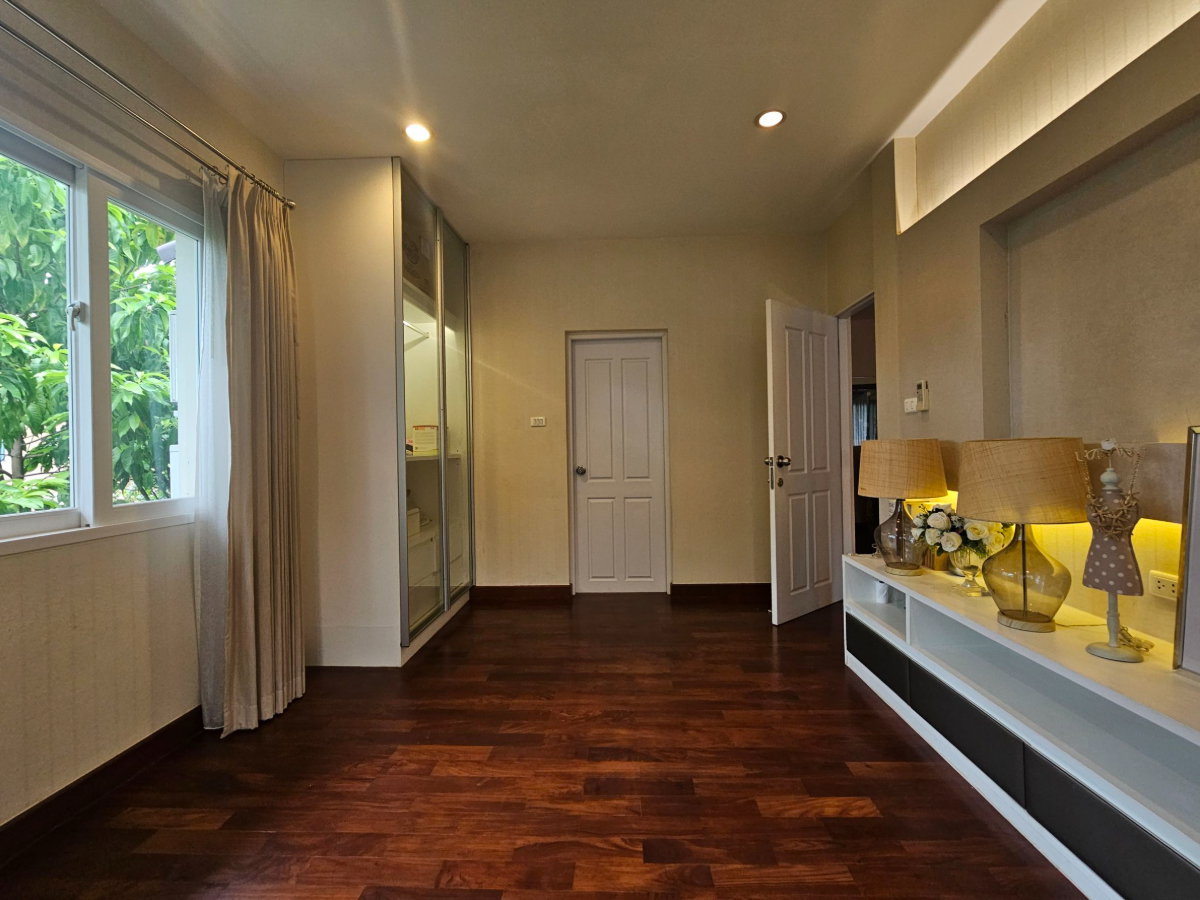 รูป บ้านหรูพร้อมอยู่ โครงการลัดดารมย์ อิลิแกนซ์ ท่าศาลา เชียงใหม่ ใกล้เมืองและสนามบินเชียงใหม่ - รูปที่ 20/29
