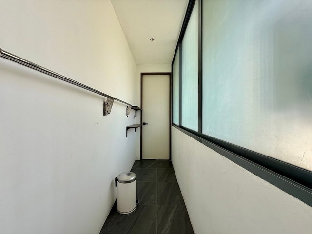picture Domus | Gorgeous 3 Bedroom Luxury Condo in Asoke Area - BR17493CD - 26/44