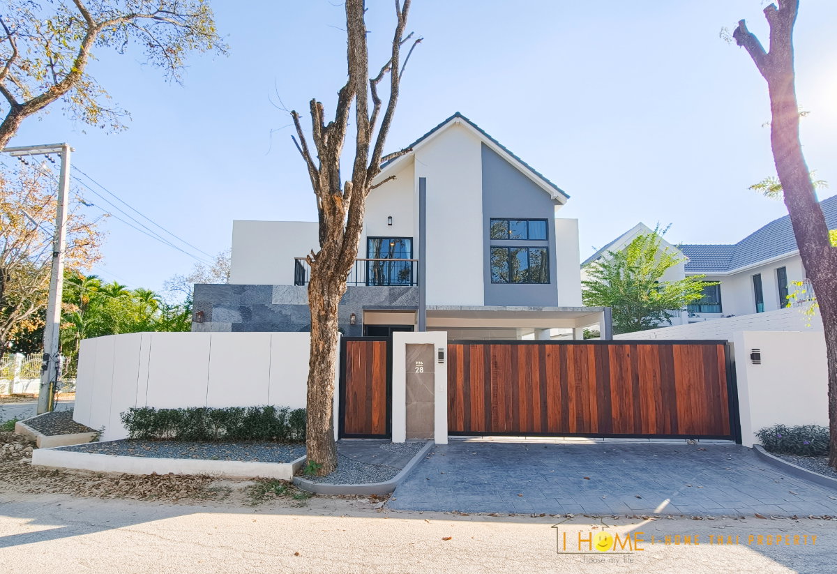 รูป 🏡💎 ขาย Premium Pool Villa 2 ชั้น พร้อมสระว่ายน้ำส่วนตัว #C7MG100913 - รูปที่ 1/31