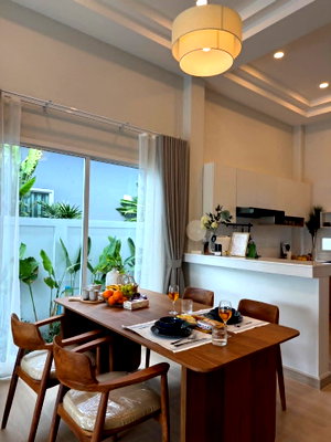Houses for sale Don Jom Tao Road Phuket : Pool villa for sale, Baan Don, Choeng Thale, Phuket.