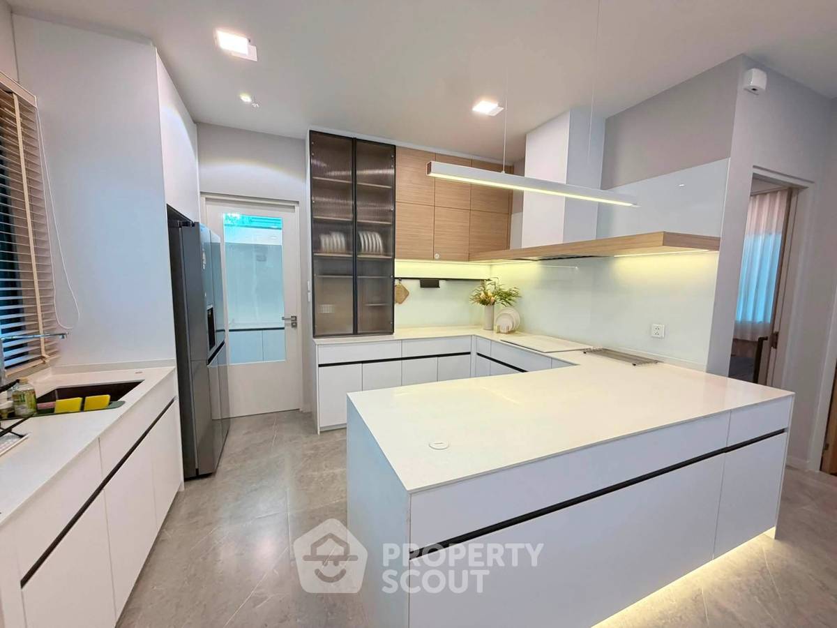 รูป บ้าน 4 ห้องนอน ให้เช่า ที่ แมนทานา บางนา กม.15 บางชะลอง บางพลี (ID 3121097) - รูปที่ 6/24