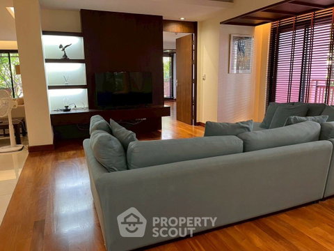 คอนโด 2 ห้องนอน Supreme Residence Condominium ใกล้ช่องนนทรี สาทร (ID 3115845)