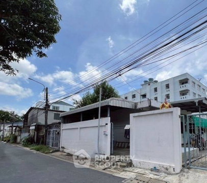 Land For Sale In Khlong Chan, Bang Kapi Bangkok (ID 3125106)
