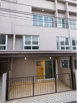 MRT IMPACT Muang Thong Thani 400 m. 19 sq m. 230 sq m. Sukhothai Thammathirat Open University 900 m. Novotel Townhome Hotel, 3 floors, 3 bedrooms, 3