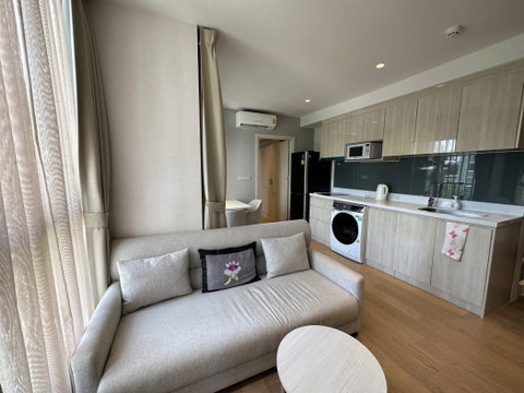 ให้ เช่าคอนโดแต่งครบ พร้อมอยู่ !! Runesu Thonglor 5 ใจกลางทองหล่อ ใกล้ BTS ทองหล่อ 37.5 ตรม ชั้น 5