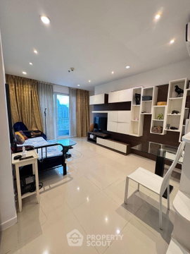 คอนโด 1 ห้องนอน Circle Condominium ชั้น 16 ใกล้ MRT เพชรบุรี (ID 3114836)