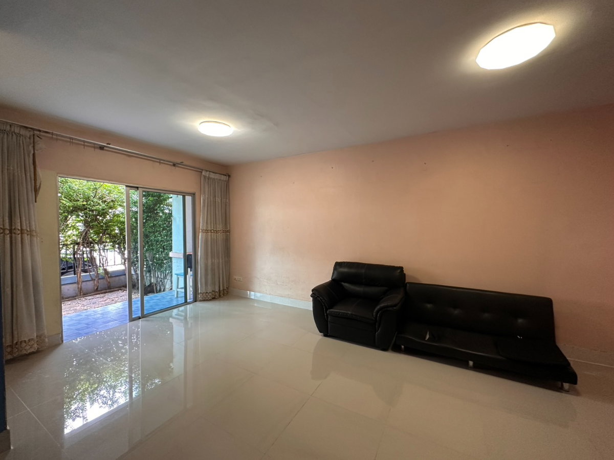 รูป บ้านเช่าราคาถูก ติดทางด่วนใกล้รถไฟฟ้า - รูปที่ 3/11
