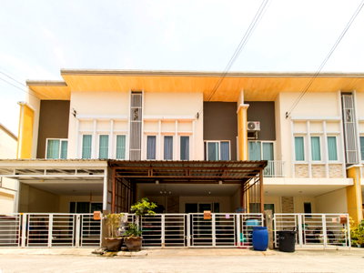 ทาวน์โฮม ถนนพระราม 2 : !!!เจ้าของขายเอง!!! Golden Town Rama 2 : โกลเด้น ทาวน์ พระราม 2, สมุทรสาคร
