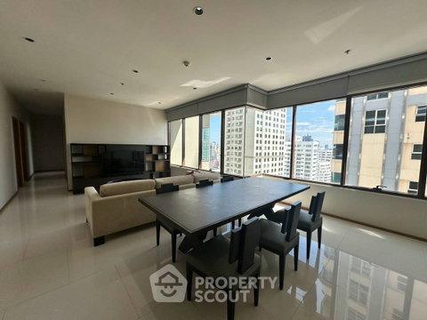 คอนโด 3 ห้องนอน The Emporio Place ใกล้ BTS พร้อมพงษ์ 114 ตร.ม. (ID 3119928)