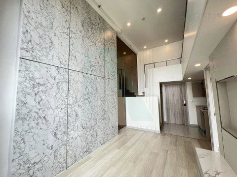 📌 ขายคอนโด ไนท์บริดจ์ ไพร์ม สาทร อาคาร 1 ชั้น 33 1 ห้องนอน ขนาด 44.00 ตรม ใกล้ Empire Tower