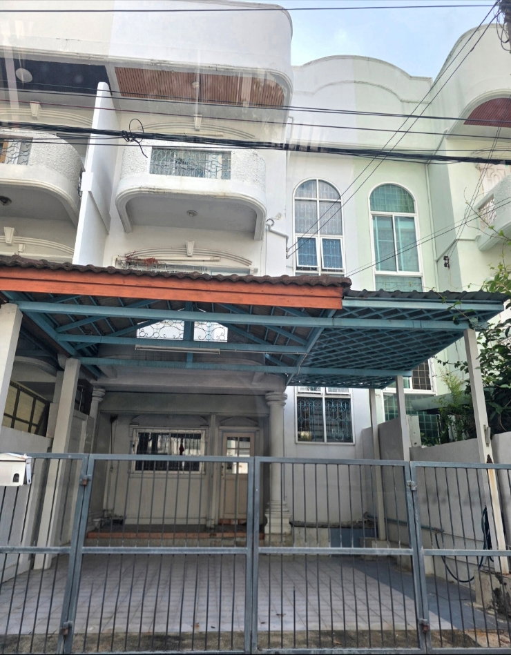 ให้เช่าทาวน์โฮม ลาดพร้าว84 ราคาถูกสุดในย่านนี้ เหลือหลังสุดท้าย!