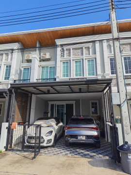 ขายทาว์นโฮม โกลเด้นทาวน์  ศิริราช-ราชพฤกษ์  19.2 ตร.ว 2 ชั้น  4 นอน 3 น้ำ 2 จอด ใกล้รถไฟฟ้า MRT สถานีไฟฉาย