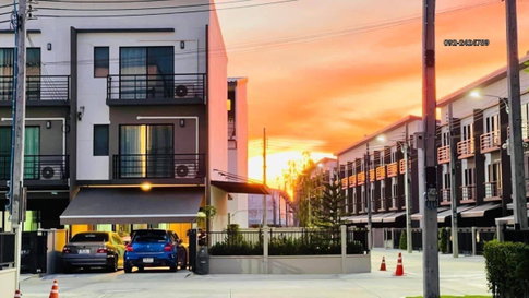 📢 ให้เช่าทาวน์โฮม บ้านกลางเมือง ศรีนครินทร์ - อ่อนนุช
