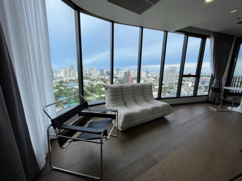 ขาย คอนโดห้องมุม วิวสวยแต่งครบ !! Ideo Q Sukhumvit 36 ใกล้ BTS ทองหล่อ 50 ตรม ชั้น 26