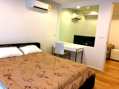 คอนโดให้เช่า : คอนโดให้เช่า : 15 Sukhumvit Residences(15 สุขุมวิท เรสซิเดนซ์)((BTS Asoke) MK-02 line @livingbkk 