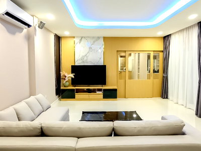 เช่าบ้านเดี่ยว ชลบุรี : Luxury House for Rent Siam Country Club East Pattaya 3Bedroom